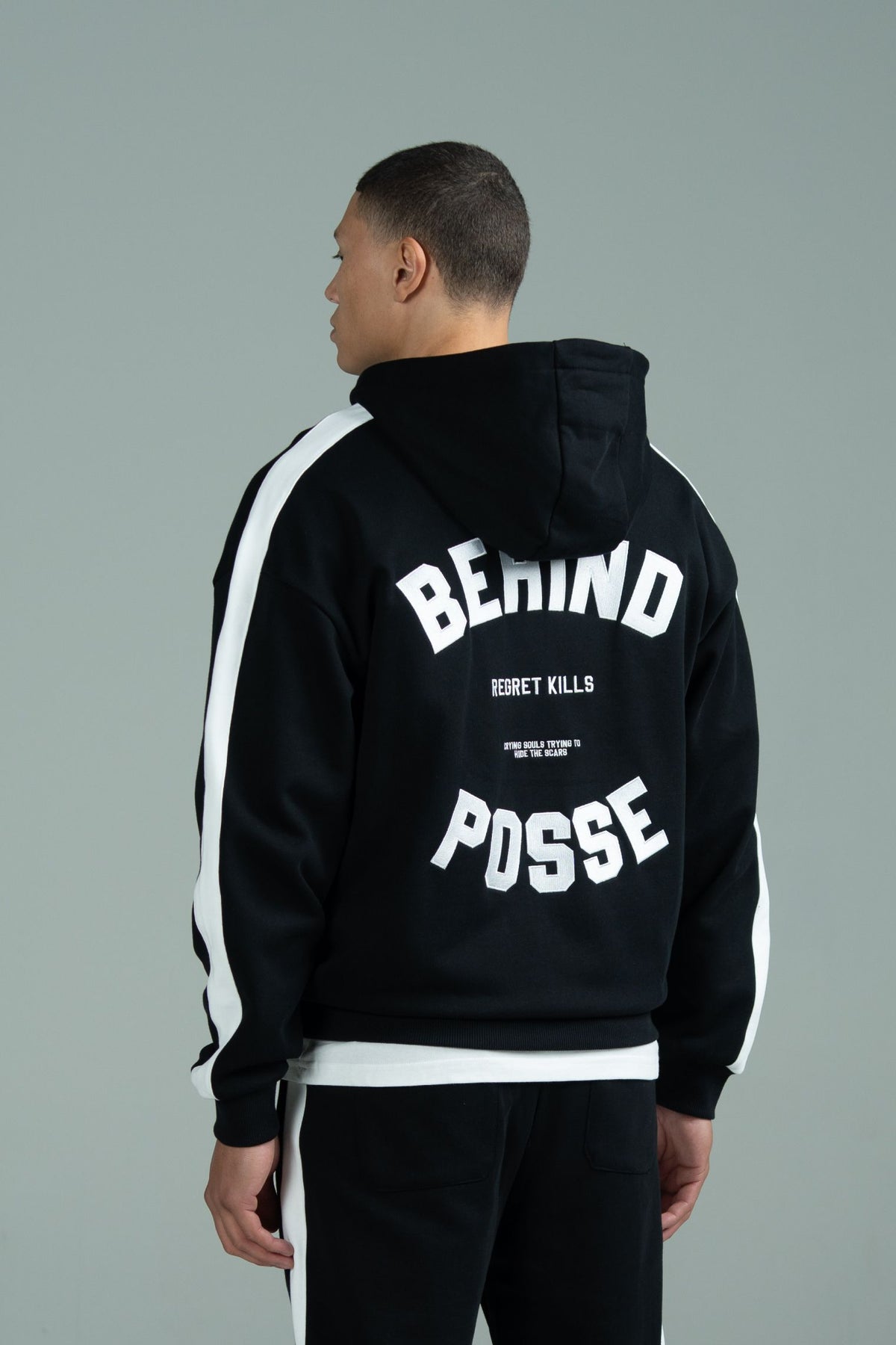 Gestreifte Posse Trainingsjacke